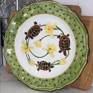 Turtle Design Plate Hand Painted in Italy EUC Like New